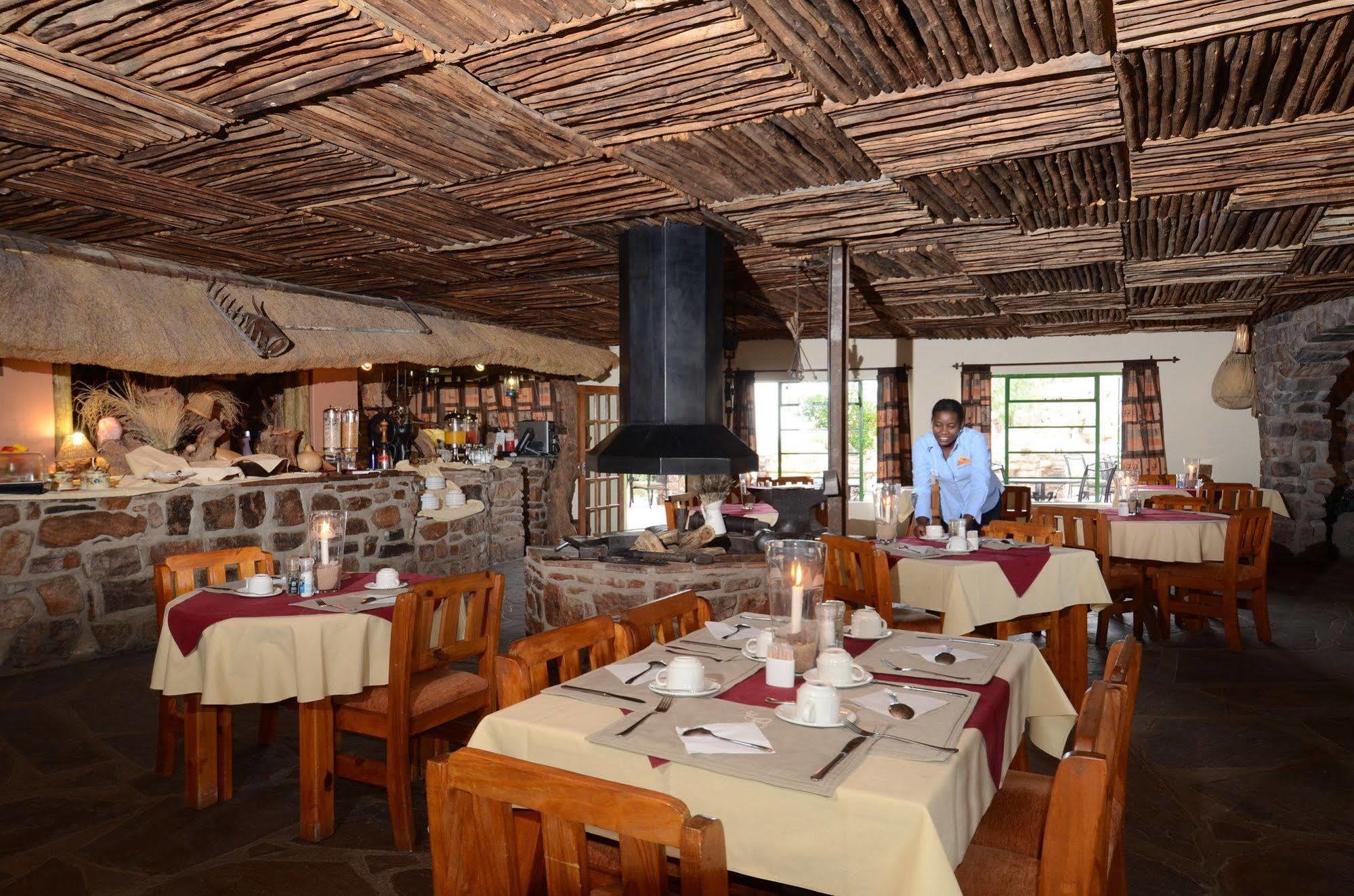 Gondwana Canyon Lodge Kanebis Buitenkant foto